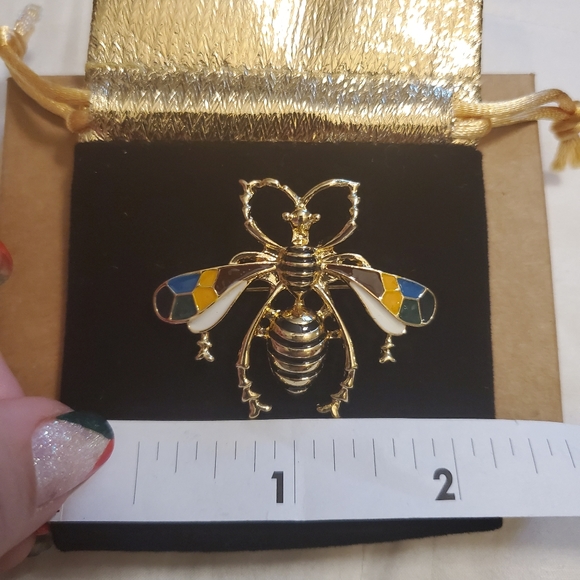 New Beautiful Enamel Wasp/Bee Brooch - Picture 7 of 7